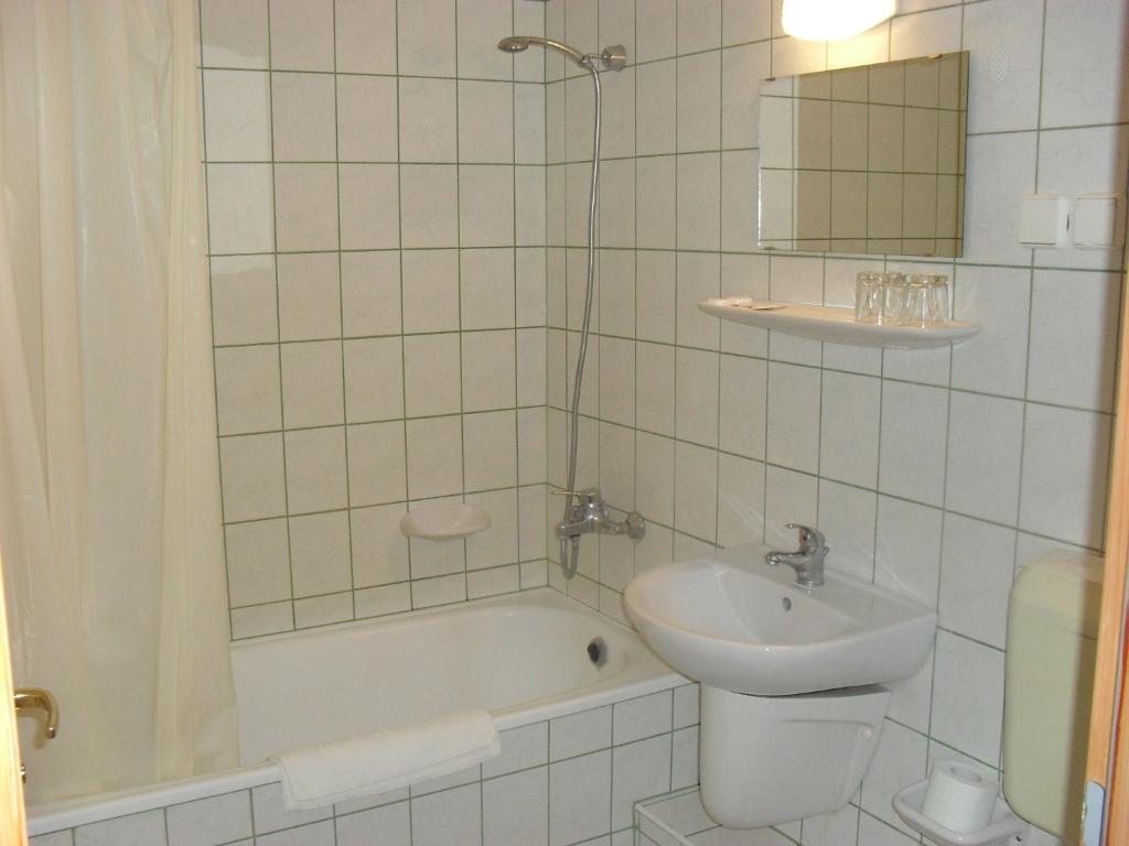 Strand Hotel Bogács Habitación foto